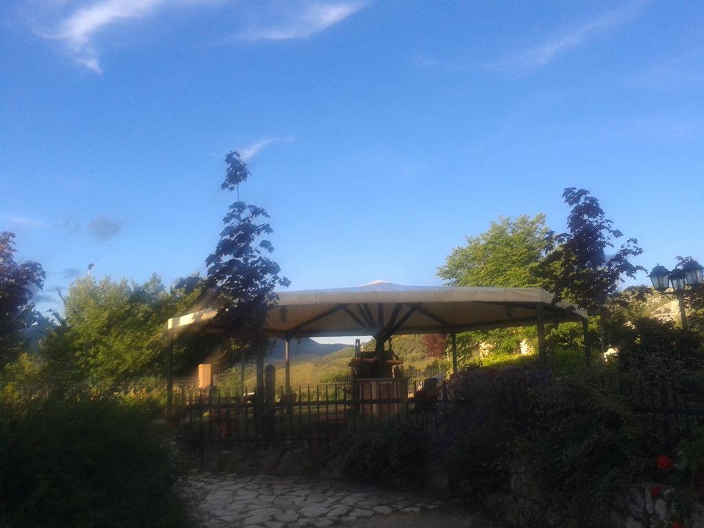 La Radice Hotel Paganica Kültér fotó